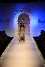 Model walk the ramp for Anju Modi on day 1 of Amazon India Fashion Week on 25th March 2015 (260)_5513ceb2b6ffe.JPG