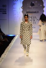 Model walk the ramp for Anju Modi on day 1 of Amazon India Fashion Week on 25th March 2015 (276)_5513ced3462a5.JPG