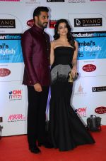 Abhishek Bachchan, Aishwarya Rai Bachchan at HT Mumbai_s Most Stylish Awards 2015 in Mumbai on 26th March 2015 (1131)_5515428005137.JPG