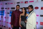 Abhishek Bachchan, Aishwarya Rai Bachchan, Amitabh Bachchan at HT Mumbai_s Most Stylish Awards 2015 in Mumbai on 26th March 2015 (415)_5515439c7cad7.JPG