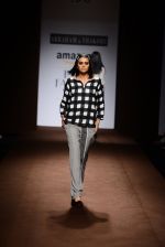Model walk the ramp for Abraham Thakore on day 2 of Amazon India Fashion Week on 26th March 2015 (14)_551526e9a2cd1.JPG