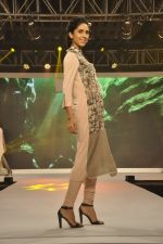 Model walks the ramp for Liva Launch in Mumbai on 27th March 2015 (167)_55167bb724a43.JPG