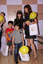 at Palladium Easter Party in Mumbai on 27th March 2015 (155)_55167bedc4140.JPG