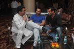 Aamir Khan, Salman Khan meets Raj Thackeray to discuss on Mumbai City on 28th March 2015 (63)_5518115eb044f.JPG
