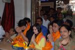 Mahaakshay Chakraborty, Evelyn Sharma Seeks Bappa_s Blessings for Ishqedarriyaan in Siddhivinayak temple, Mumbai on 31st March 2015 (25)_551b93986d34d.jpg