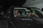 Sidharth Malhotra snapped at a party in Juhu, Mumbai on 1st April 2015 (5)_551d03730358c.JPG