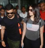 Anushka Sharma, Virat Kohli arrived at Kolkata Airport for IPL on 6th April 2015_55239a44cd3f1.jpg