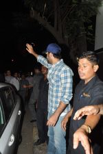 Ranbir Kapoor at Kapoor_s dinner party on 11th April 2015 (27)_552a65c6a3a0e.JPG