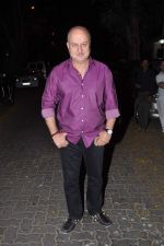 Anupam Kher at Dil Dhadakne Do bash hosted by Anil Kpaoor in Mumbai on 13th April 2015 (69)_552cee7f8365d.JPG
