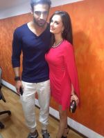 Evelyn Sharma and Navdeep at the promotional event for Kuch Kuch Locha hai (2)_55372d66d97a8.jpeg