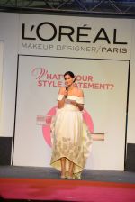 Sonam Kapoor with l_oreal Paris unveil Matte or Gloss as the beauty trend for Cannes 2015 on 25th april 2015 (45)_553c92ee5aae9.JPG