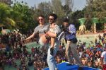 Jackky Bhagnani, Lauren Gottlieb at Welcome to Karachi promotions in Water Kingdom on 26th April 2015 (103)_553de06b5c912.JPG