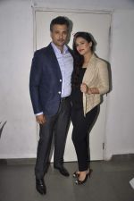 Rohit Roy, Mona Singh at Unfaithfully play in St Andrews on 26th April 2015 (46)_553de4d82fa37.JPG