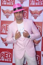 at RED FM bash for Sunrisers Hyderabad team in Lower Parel on 26th April 2015 (5)_553de444555cc.JPG