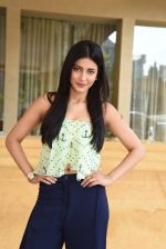 Shruti Hassan snapped to promote Gabbar Carzonrent on 1st May 2015 (1)_55436fc19a5e9.JPG