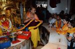 Sunny leone visits Siddhivinayak Temple on 1st May 2015 (29)_5544c60dc610a.JPG