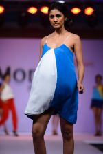 Model walk the ramp for Modart fashion show and Lingerie show on 5th may 2015 (411)_5549fb215255f.JPG