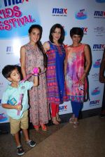 Tara Sharma, Mandira Bedi, Aditi Gowitrikar at Max kids fashion show in Mumbai on 5th May 2015 (45)_5549fc64bef70.JPG