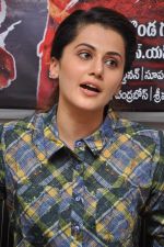 Taapsee Pannu at Press Meet on 9th May 2015 (41)_554e18dcecce2.jpg