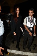 Katrina Kaif Departs for her Cannes Debut on 10th May 2015 (5)_55504144a06bc.JPG