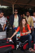 Lauren Gottlieb, Jackky Bhagnani snapped at airport on 10th May 2015 (24)_5550418184f54.JPG