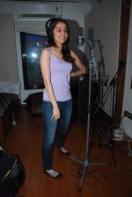 Shraddha Kapoor record rap song in Sachin Jigar recording Studio on 12th May 2015 (9)_5553242830ed9.JPG