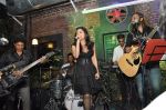 Kiran Amlani performing with the Impresario Band at the Launch of Todi Mill Social_555718527bbaa.JPG