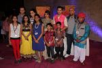 Varun Dhawan, Shraddha Kapoor at ABCD 2 media meet with Indian Idol contestants on 15th May 2015 (286)_5557259e0184b.JPG