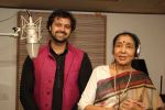 Asha Bhosle and Mudasir Ali at the recording of song Dehshat for Kripa Movies_ Lucknow Times directed by Sudipto Sen......_555c2b36d8889.JPG