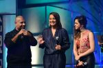 Sonakshi Sinha, Shalmali Kholgade, Vishal Dadlani at the launch of Indian Idol Junior on 21st May 2015 (32)_555ef8aff260d.JPG