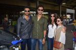 Richa Chadda snapped with her film team of Massan back from Cannes on 25th May 2015 (9)_55644b4c1347f.JPG