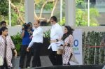 Amitabh Bachchan at the launch of Reliance Foundations Jio Gardens and organises Young Champs Football match on 27th May 2015 (115)_5566e66b8cfac.JPG