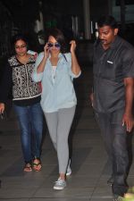 Sonakshi Sinha snapped as she returns from BMW India Bridal Week on 29th May 2015 (2)_5569a4548149f.JPG