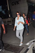 Sonakshi Sinha snapped as she returns from BMW India Bridal Week on 29th May 2015 (7)_5569a4593c4ad.JPG