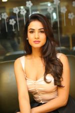 Sonal Chauhan Photoshoot on 1st june 2015 (38)_556d74bd4a56c.jpg