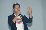 varun Dhawan_s 4D music and dance performance in association with Pond_s men and ABCD 2 in Byculla on 7th June 2015 (68)_5575311ab4e92.JPG