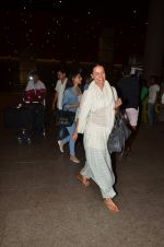 Neha Dhupia snapped at international airport on 10th June 2015 (4)_55795a22690f6.JPG