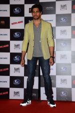 Sidharth Malhotra at Brothers trailor launch in Mumbai on 10th June 2015 (35)_55798face1322.JPG