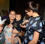 Jacqueline Fernandez_s cutest moment snapped at a mall on 12th June 2015 (9)_557c183475c72.JPG