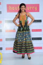 Shruti Hassan launches Haute Curry collection for Shoppers Stop on 16th June 2015 (60)_558029bb8e6f5.JPG