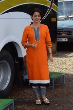 Juhi Chawla snapped on the sets of her new movie on 17th June 2015 (7)_5582632acb11f.JPG