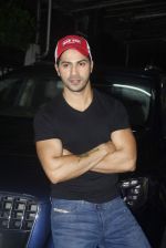 Varun Dhawan at ABCD 2 screening in Sunny Super Sound on 18th June 2015 (109)_5583d1e1038f1.JPG