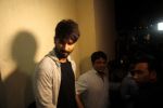 Shahid Kapoor stormed by photographers and channels at pvr on 24th June 2015 (7)_558b9dcfdcc47.JPG