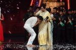 Kiron Kher at IGT grand finale in Filmcity, Mumbai on 27th June 2015 (75)_5591777b99dd9.JPG