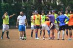 Ranbir Kapoor snapped at soccer match practice in Bandra, Mumbai on 12th July 2015 (33)_55a369dd4e0aa.JPG