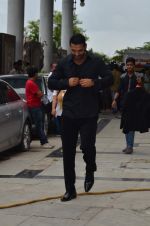 John Abraham at Welcome Back song shoot in Aarey Milk Colony on 13th July 2015 (298)_55a4b285d5686.JPG