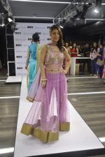 Model at Fashion Most Wanted and Lakme Absolute Salon Bridal show in bandra, Mumbai on 15th July 2015 (11)_55a7715ce9320.JPG