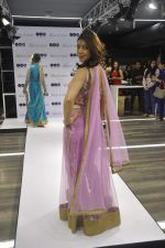 Model at Fashion Most Wanted and Lakme Absolute Salon Bridal show in bandra, Mumbai on 15th July 2015 (13)_55a7715e1484a.JPG