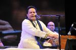 Anup Jalota at the Tribute to Jagjit Singh with musical concert Rehmatein in Mumbai on 18th July 2015 (103)_55aca01888818.JPG