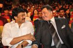 Rishi Kapoor at TSR Tv9 national film awards on 18th July 2015 (71)_55acde0bb028b.jpg